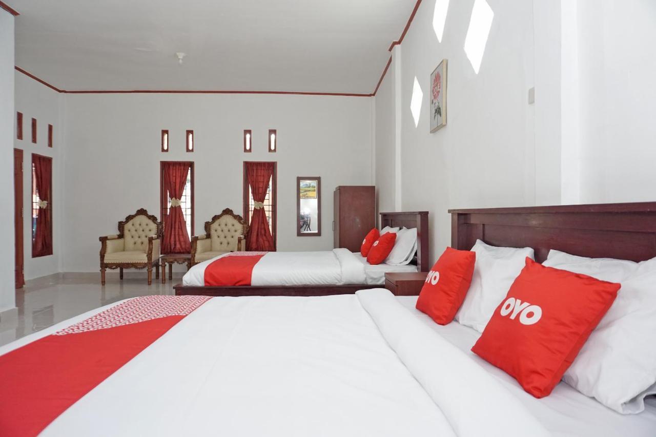 Oyo 2635 Ramos Inn Sinapuran Dış mekan fotoğraf