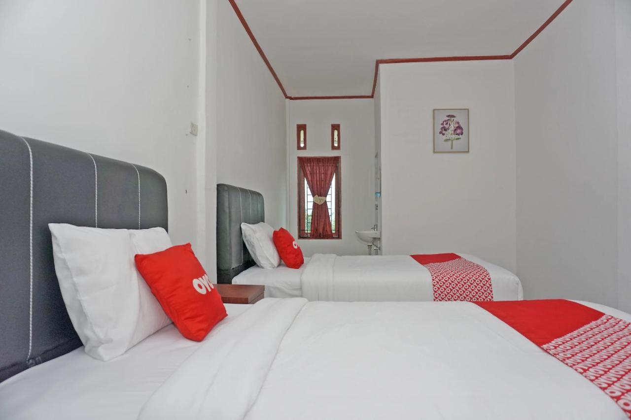 Oyo 2635 Ramos Inn Sinapuran Dış mekan fotoğraf