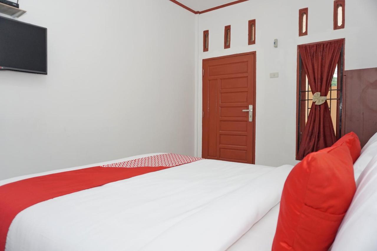 Oyo 2635 Ramos Inn Sinapuran Dış mekan fotoğraf